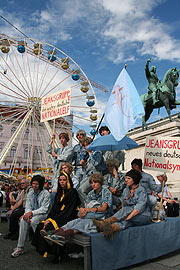 den Überblick behalten: Kultur mit Riesenrad am Wittelsbacher Platz (Foto. Martin Schmitz)